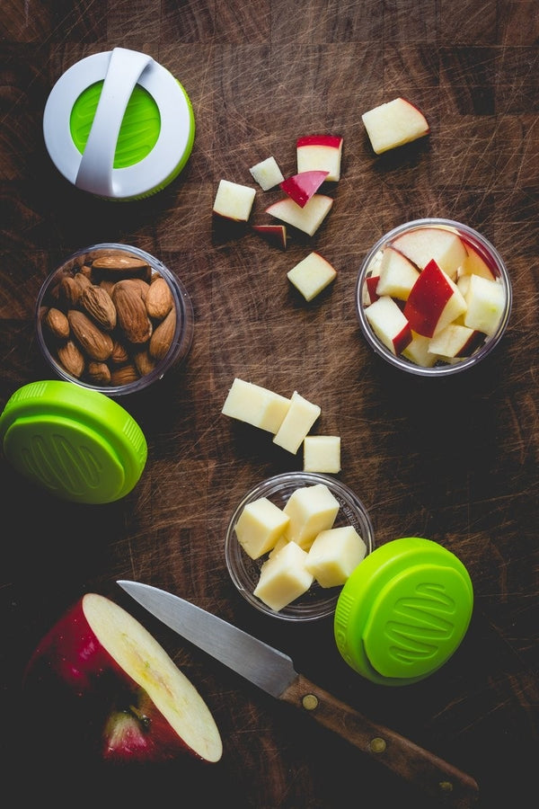 Apple, Cheddar & Almond Snack Mix