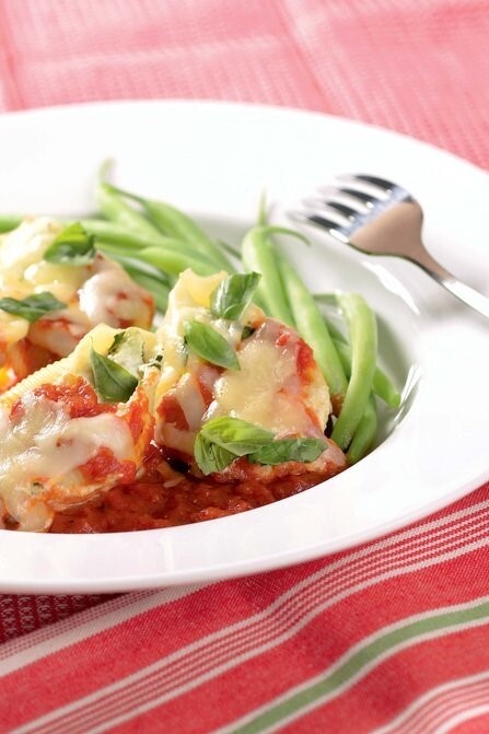 Make-Ahead Stuffed Shells with Cabot White Cheddar