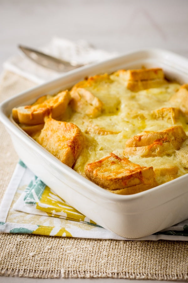 Quick Shaker Cheese Bread Pudding