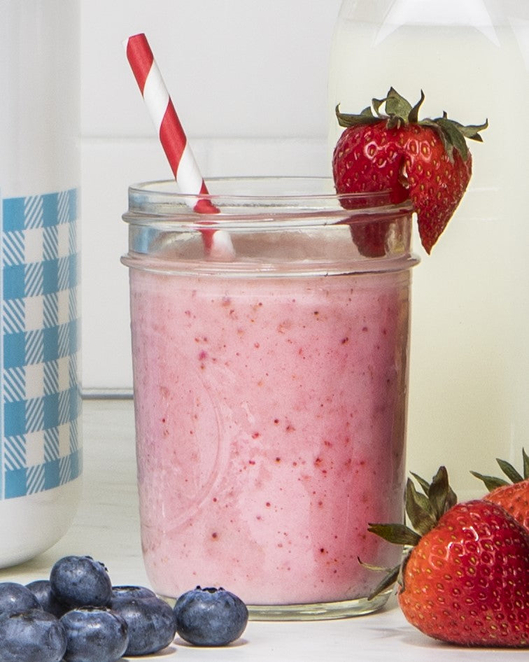 High Protein Strawberry Breakfast Smoothie