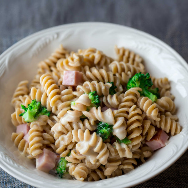 Stovetop Smoked Ham and Broccoli Macaroni & Cheese
