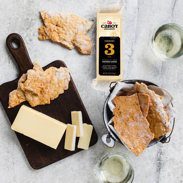 Sourdough Discard Cheddar Cheese Crackers