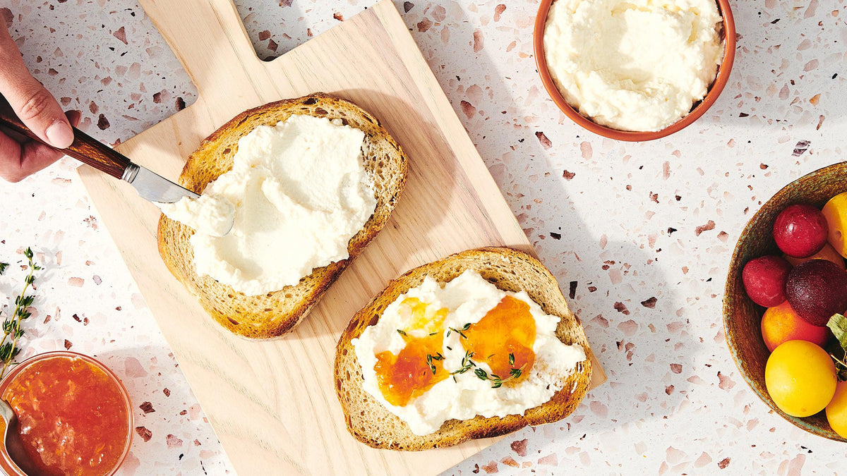 What Is Cream Cheese — And How Do You Make It at Home?