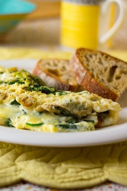 Skinny Cheese Omelet with Spinach