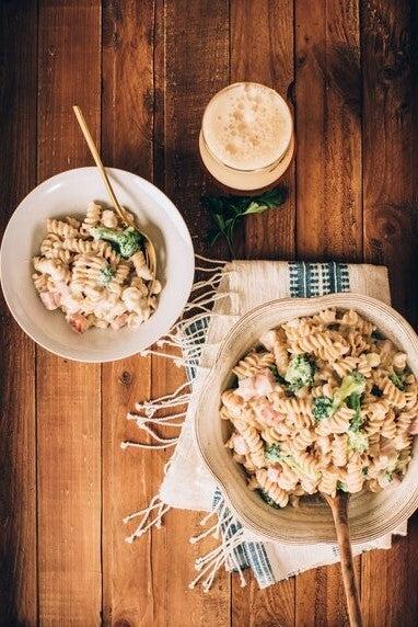 Stovetop Smoked Ham and Broccoli Macaroni & Cheese