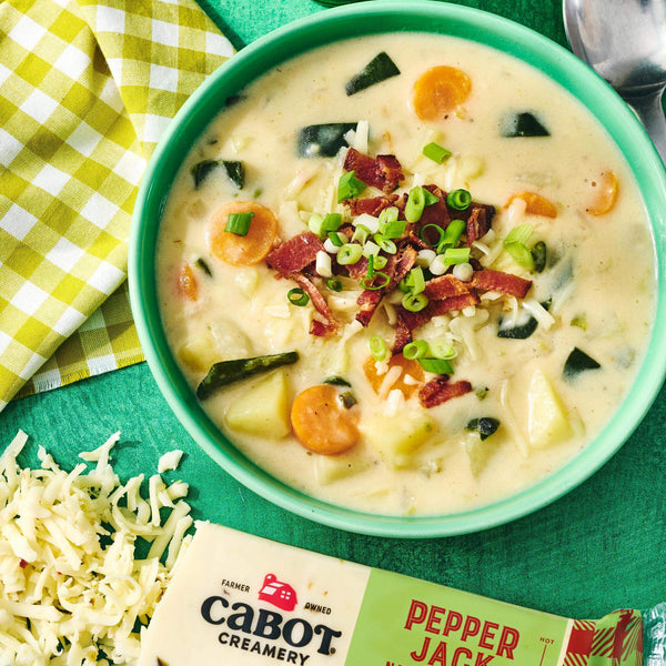 Slow Cooker Spicy Potato Soup