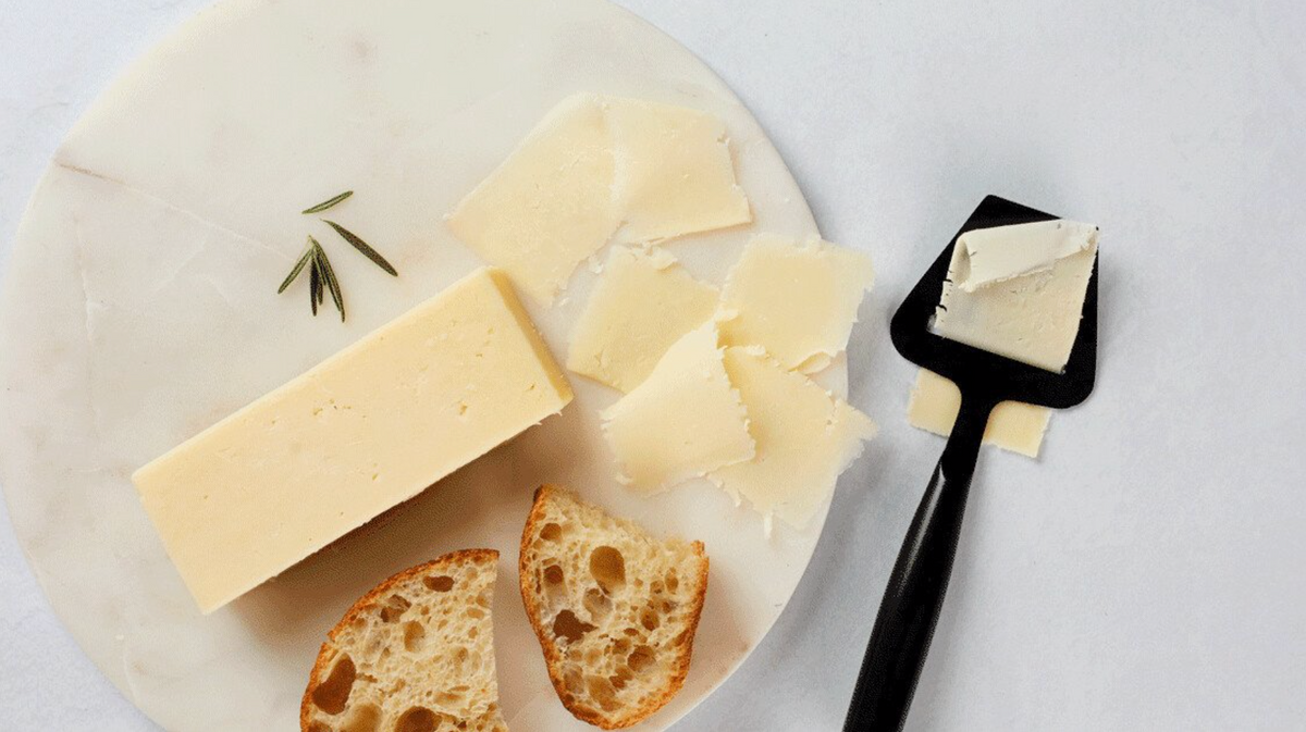 How to Choose Cheese Tools – Cabot Creamery