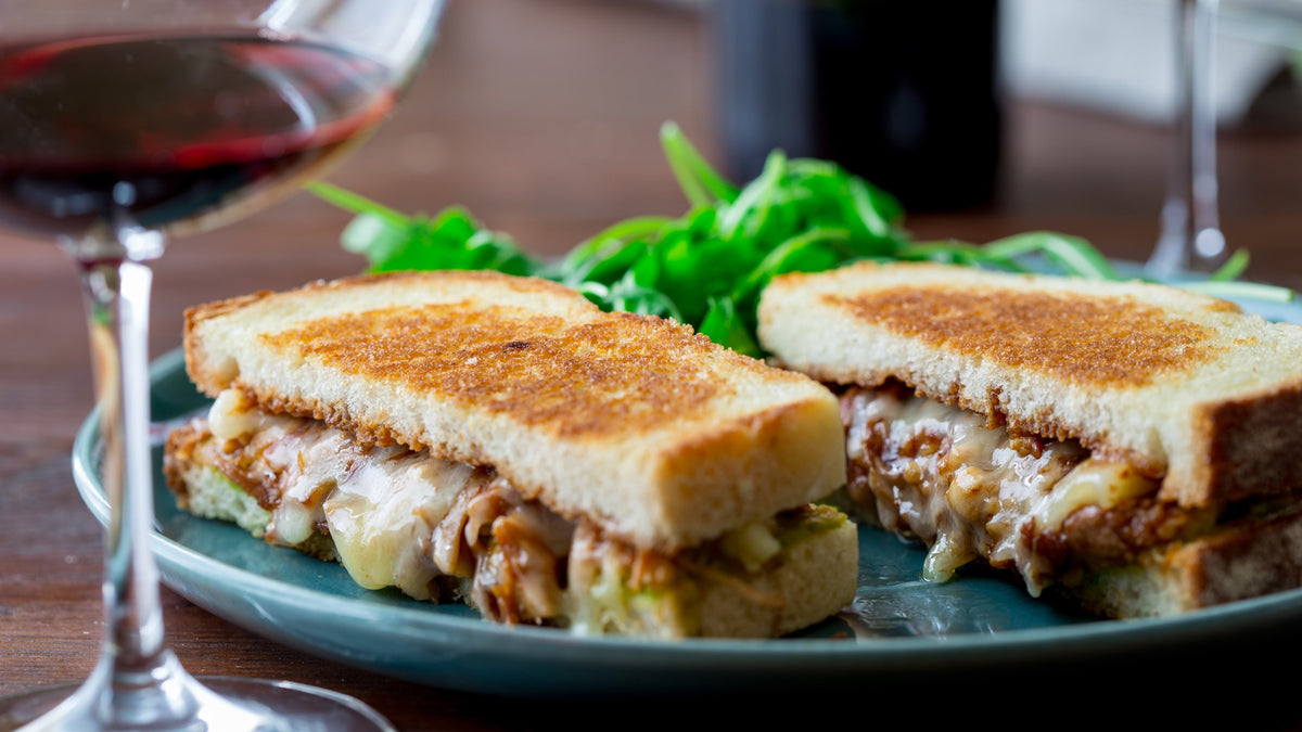 Grilled Cheese and Wine Pairing Suggestions