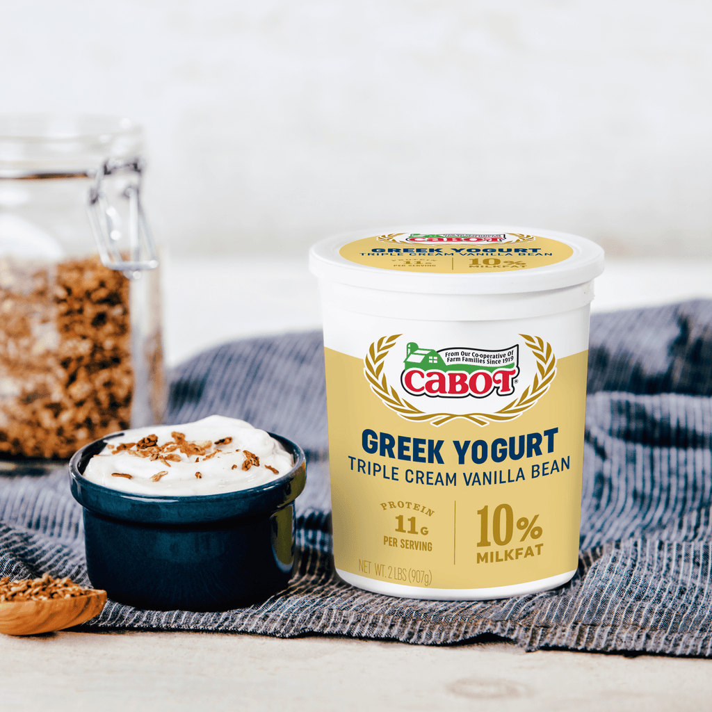 Cabot Creamery Triple Cream Vanilla Bean Greek Yogurt Cultured 2lb Yogurt 